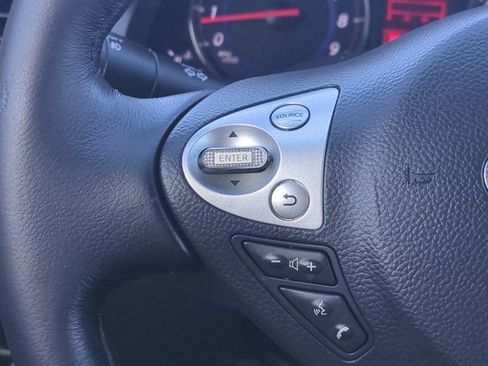 Used 2011 INFINITI FX35 AWD w/ Premium Pkg image 26