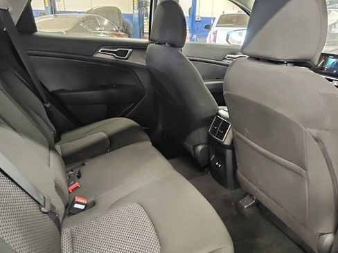 Certified 2026 Kia Sportage LX FWD image 16