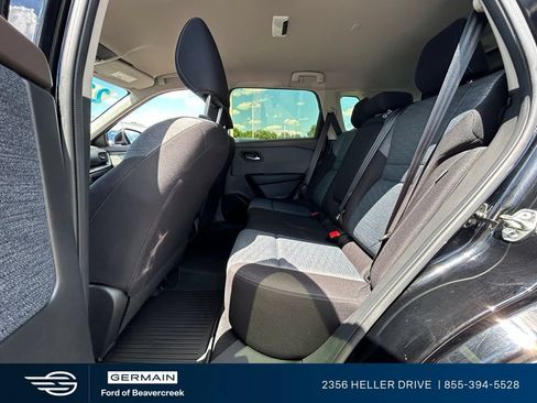 Used 2023 Nissan Rogue SV AWD/4WD image 27