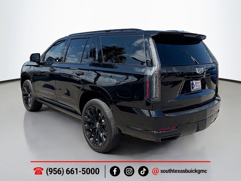 Used 2025 Cadillac Escalade Sport Platinum w/ LPO, Floor Liner Package AWD/4WD image 4
