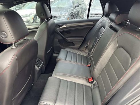 Used 2019 Volkswagen GTI SE w/ SE Experience Package image 11