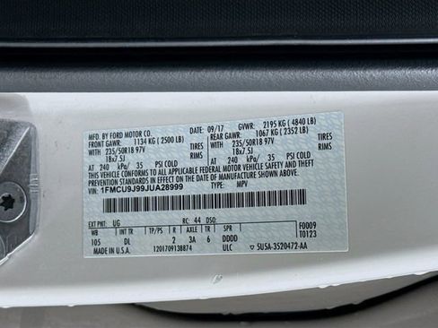 Used 2018 Ford Escape Titanium image 33