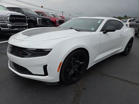 Used 2021 Chevrolet Camaro LT RWD image 2