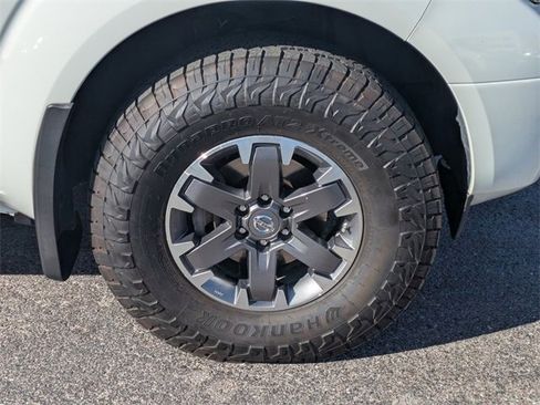 Used 2017 Nissan Frontier PRO-4X w/ Pro-4x Luxury Package image 9