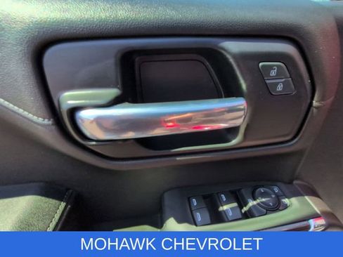 Used 2021 Chevrolet Silverado 1500 LT Trail Boss AWD/4WD image 24