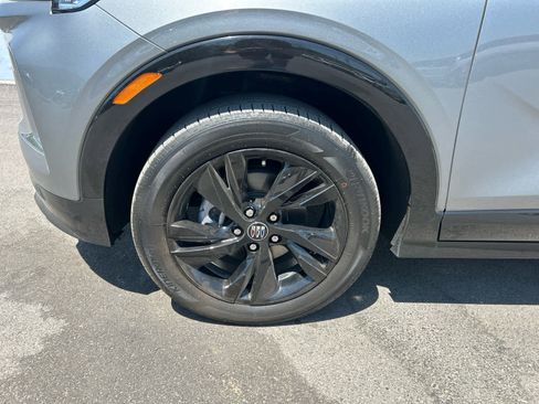 Used 2024 Buick Encore GX Sport Touring image 8