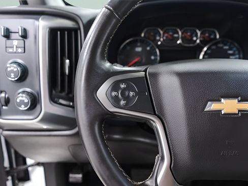 Used 2017 Chevrolet Silverado 2500 LT AWD/4WD image 12