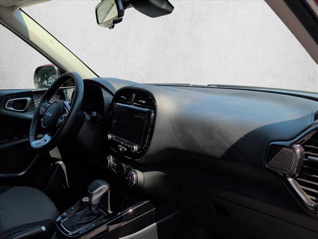 Used 2025 Kia Soul EX FWD image 28