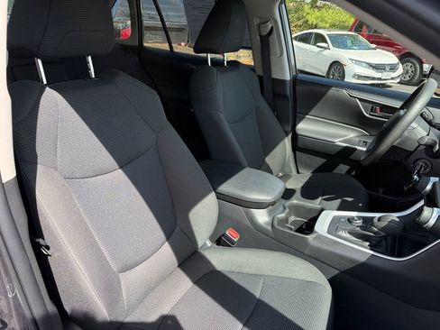 Used 2024 Toyota RAV4 LE image 18