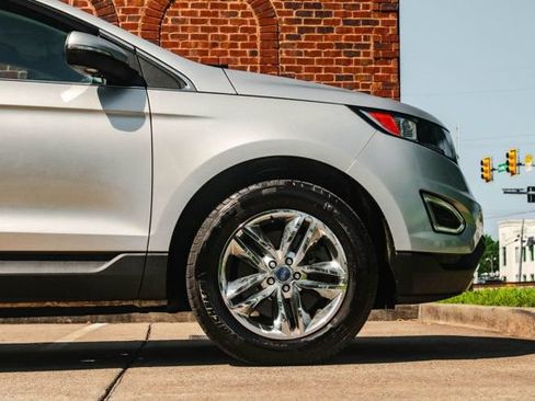Used 2016 Ford Edge SEL w/ Equipment Group 201A AWD/4WD image 13