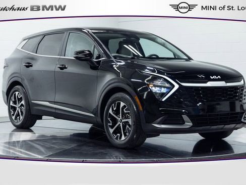 Used 2023 Kia Sportage EX image 1