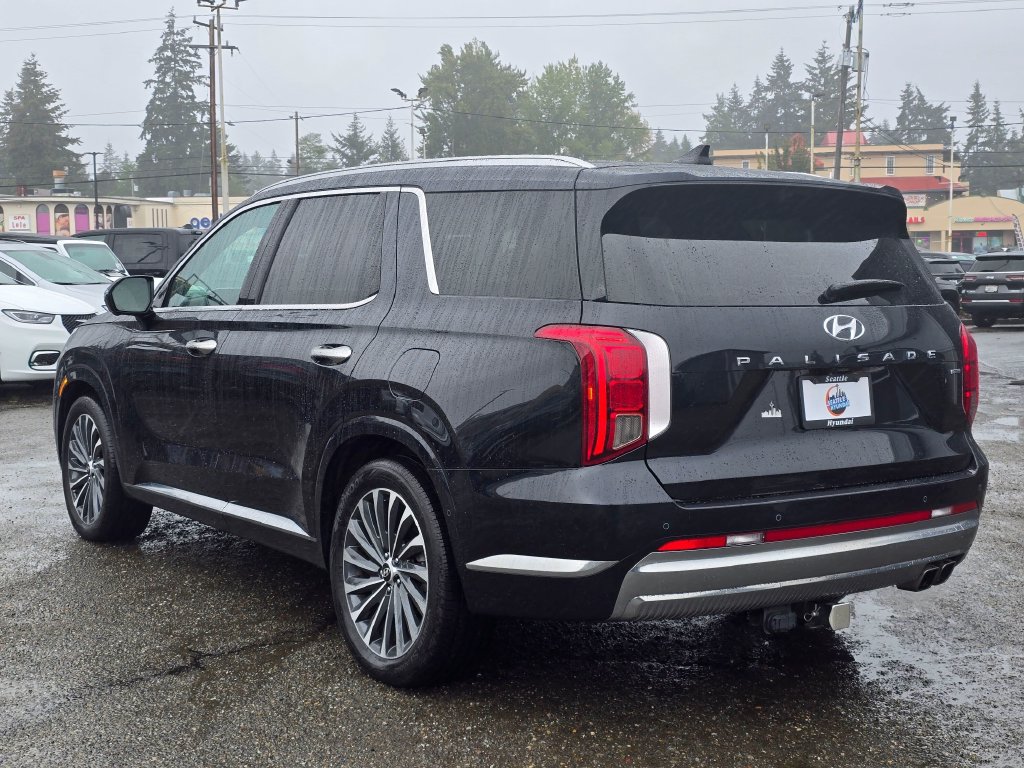 Used 2025 Hyundai Palisade Calligraphy AWD/4WD image 6