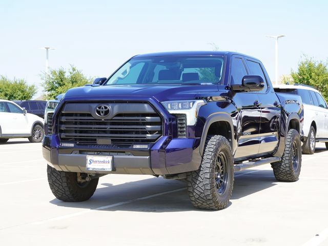 Used 2024 Toyota Tundra Limited AWD/4WD image 3