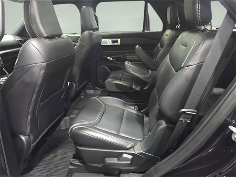 Used 2023 Ford Explorer ST w/ Equipment Group 401A image 13