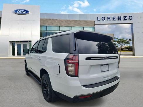 Used 2022 Chevrolet Tahoe Z71 w/ Luxury Package AWD/4WD image 7