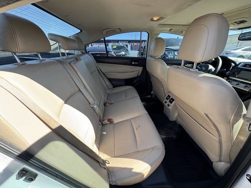 Used 2016 Subaru Legacy 2.5i Limited image 10