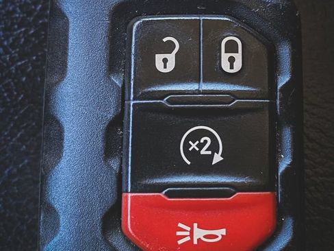 Used 2019 Jeep Wrangler Unlimited Sport S AWD/4WD image 4