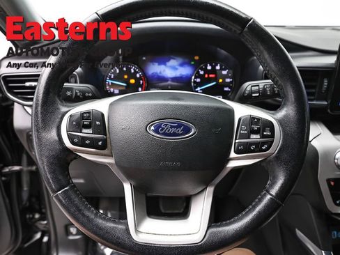 Used 2023 Ford Explorer XLT w/ Equipment Group 202A AWD/4WD image 10
