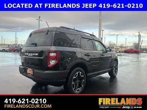 Used 2023 Ford Bronco Sport Outer Banks image 9