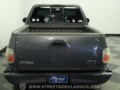 Used 2003 Ford F150 Lightning RWD image 9