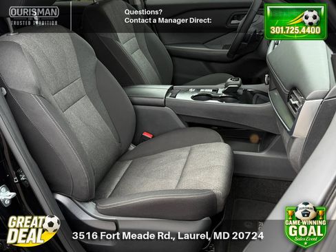 Used 2025 Nissan Rogue SV FWD image 11