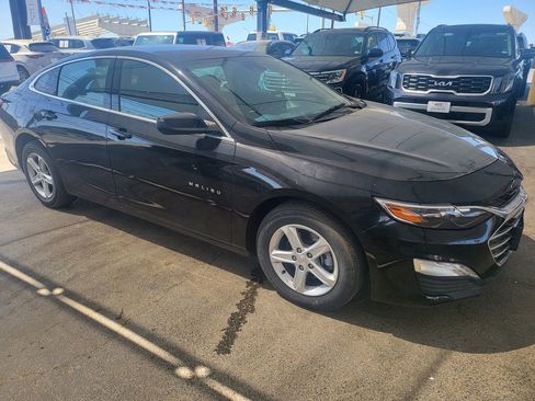 Used 2024 Chevrolet Malibu LT FWD image 13