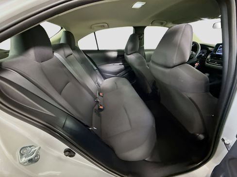 Used 2022 Toyota Corolla LE image 26