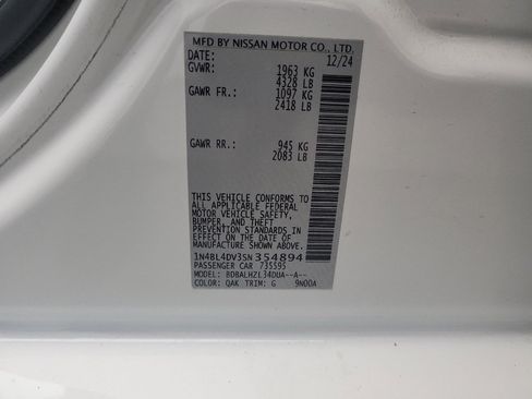 Used 2025 Nissan Altima 2.5 SV FWD image 33