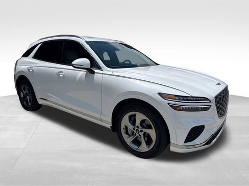 Certified 2026 Genesis GV70 2.5T Advanced AWD/4WD image 7