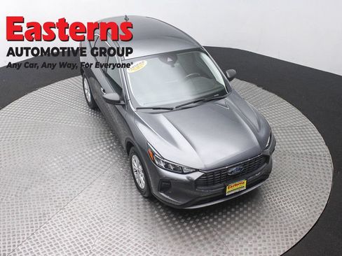 Used 2024 Ford Escape Active FWD image 3