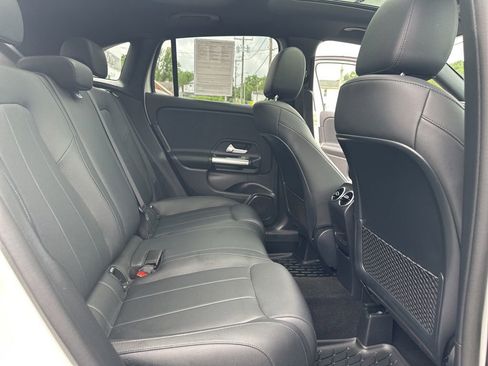 Used 2022 Mercedes-Benz GLA 250 GLA 250 image 21