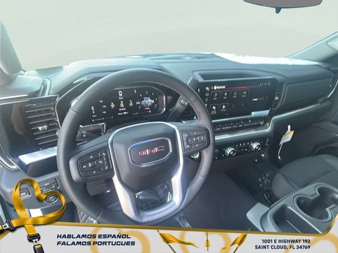 New 2026 GMC Sierra 1500 Elevation image 16