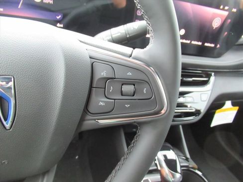 New 2025 Buick Envista Avenir image 19
