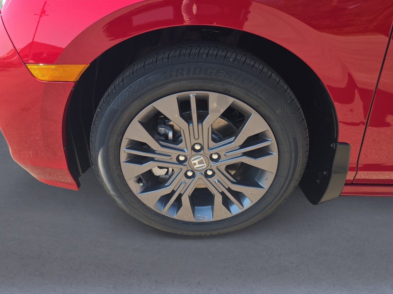 New 2026 Honda Odyssey Touring image 10
