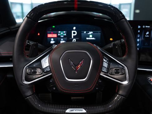 Used 2025 Chevrolet Corvette Z06 w/ Z07 Performance Package RWD image 5