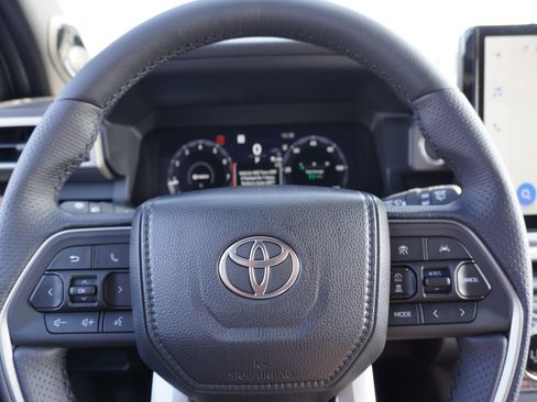 New 2026 Toyota 4Runner Limited image 25