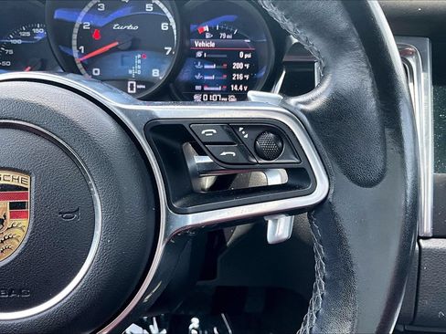 Used 2017 Porsche Macan Turbo AWD/4WD image 21