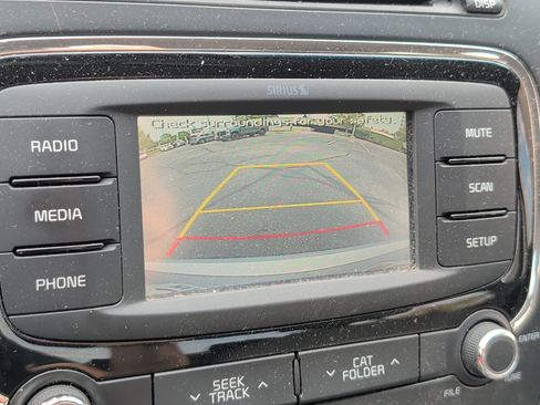 Used 2018 Kia Forte LX w/ LX Rear Camera Package FWD image 8