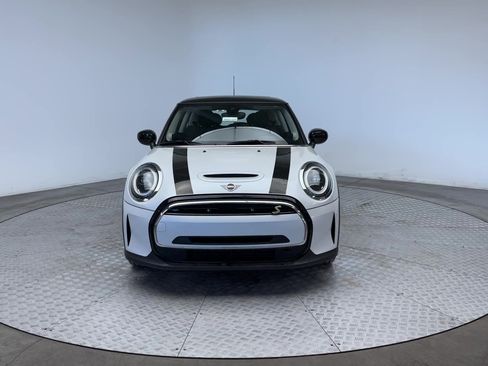 Used 2024 MINI Cooper SE FWD image 3