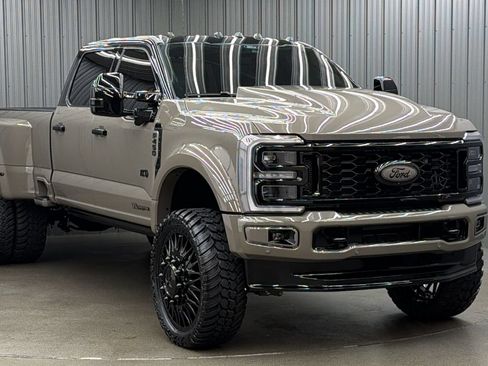 Used 2026 Ford F450 Platinum w/ Platinum Plus Package AWD/4WD image 7