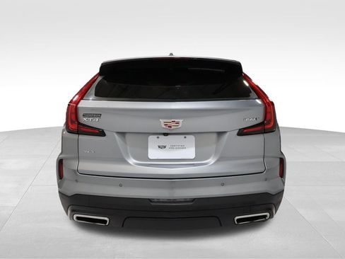 Certified 2025 Cadillac XT4 Premium Luxury image 3