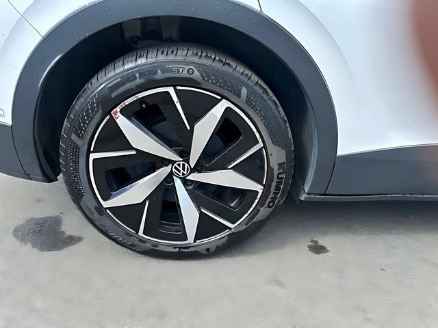 Used 2023 Volkswagen ID.4 Pro S AWD/4WD image 13