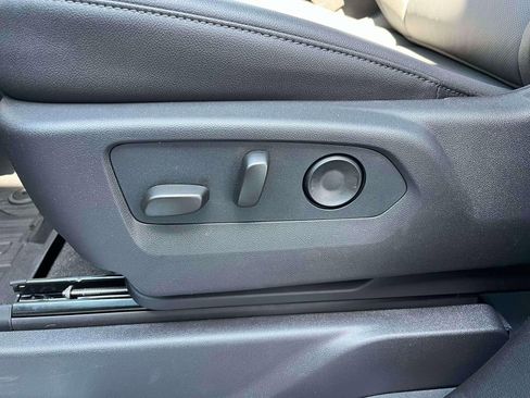 New 2026 GMC Sierra 1500 SLT w/ SLT Premium Plus Package image 23