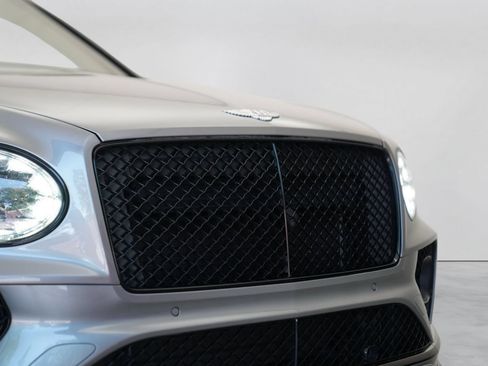 Used 2022 Bentley Bentayga Speed AWD/4WD image 7