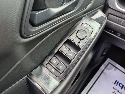 Used 2024 Nissan Rogue S image 20