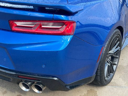 Used 2018 Chevrolet Camaro ZL1 image 13