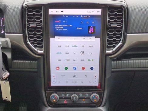 New 2025 Ford Ranger XLT w/ Equipment Group 301A High image 18