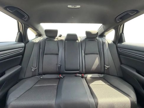 Used 2018 Honda Accord Sport image 27