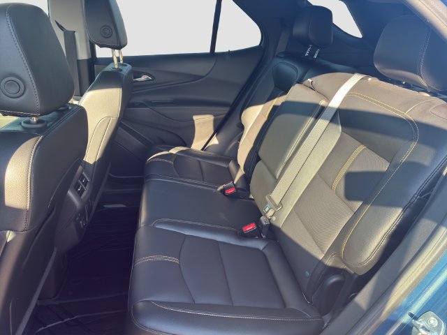 Used 2024 Chevrolet Equinox Premier AWD/4WD image 13