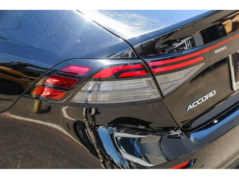 Used 2025 Honda Accord LX image 8